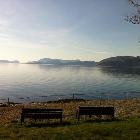 Brekkestranda Fjordhotel Brekke  Екстериор снимка